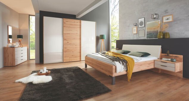 LIVORNO 7826 19 Astkernbuche Gl.Champ.SWT300cm Bett 180x200cm m.Polster Rautensteppung Naka schw. 2S