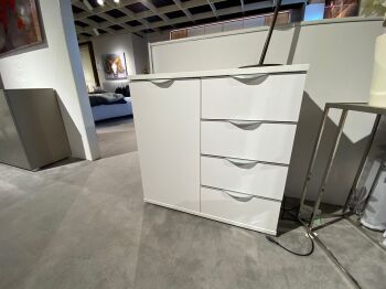 68404fa14496f2a3ab285f61