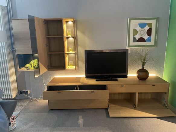 6841ad1e4496f2a3ab2960eb