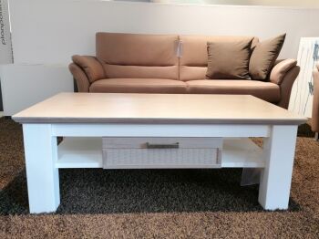 684c125f4496f2a3ab2fdec3