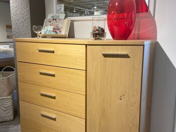 6883981a0a6a6852ddd1e958