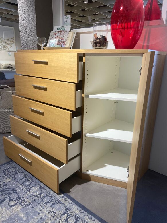 688398440a6a6852ddd1e99a