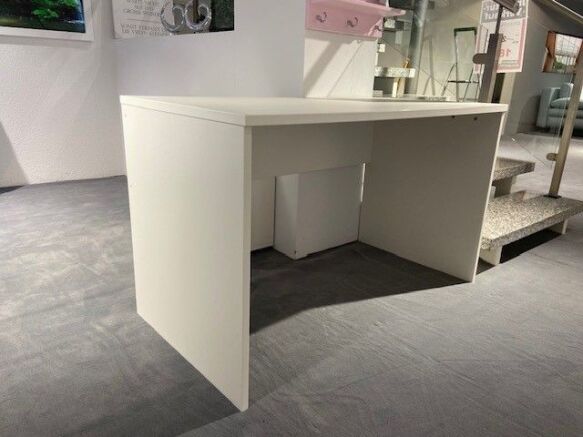 69393b9570d5403609f8c9f4